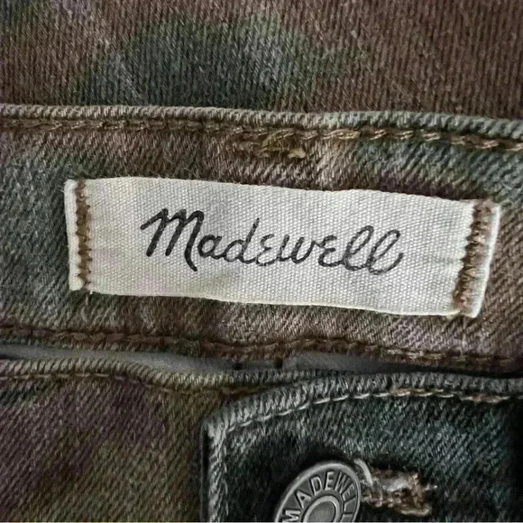 Madewell High Rise Slim Boyjean, Camouflage Pattern, Size 27, EUC - Picture 4 of 6